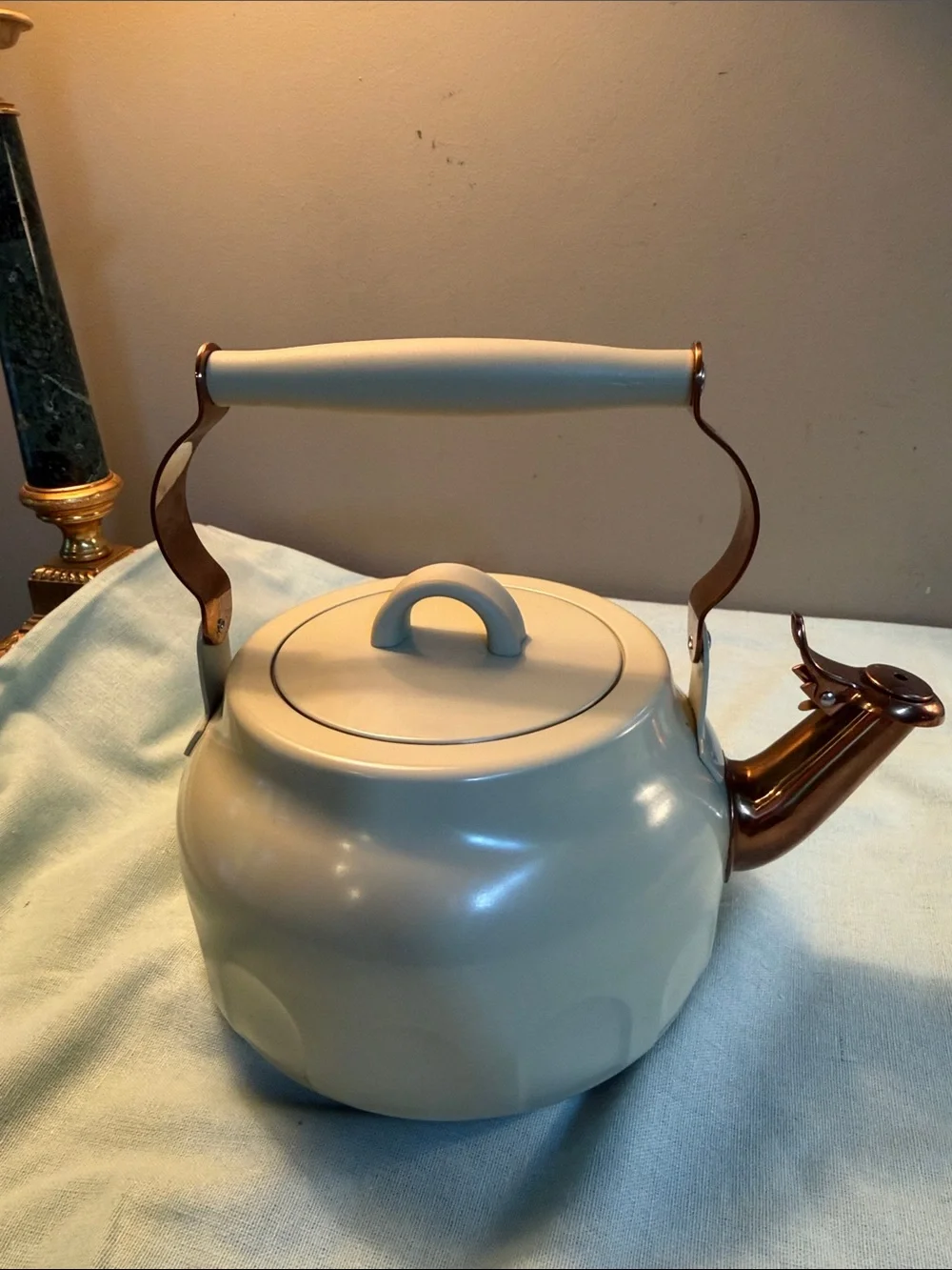 Hearth& Hand Magnolia Stainless whistling tea pot 🫖 kettle sage green
